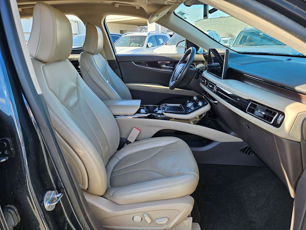 Thumbnail: 2022 Lincoln Nautilus - 26