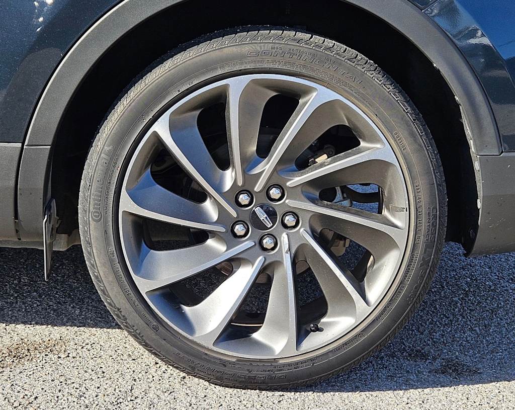 Thumbnail: 2022 Lincoln Nautilus - 6