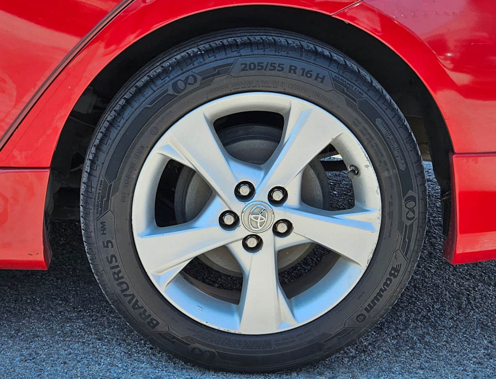 Thumbnail: 2012 Toyota Corolla - 7