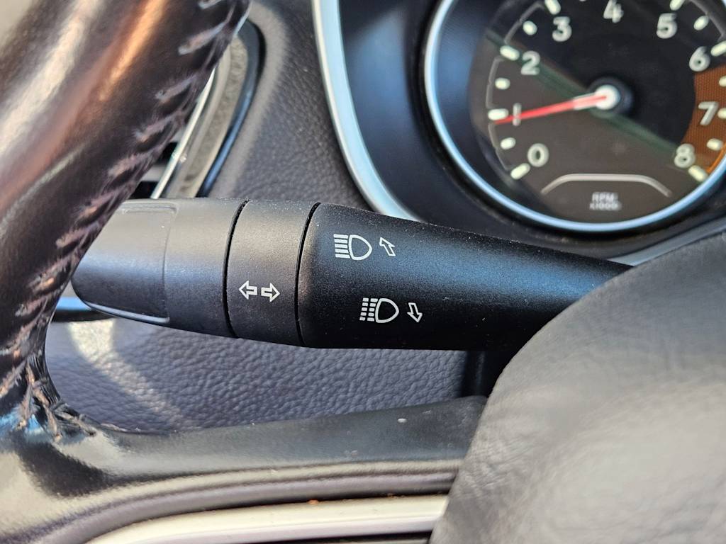 Thumbnail: 2020 Jeep Compass - 18