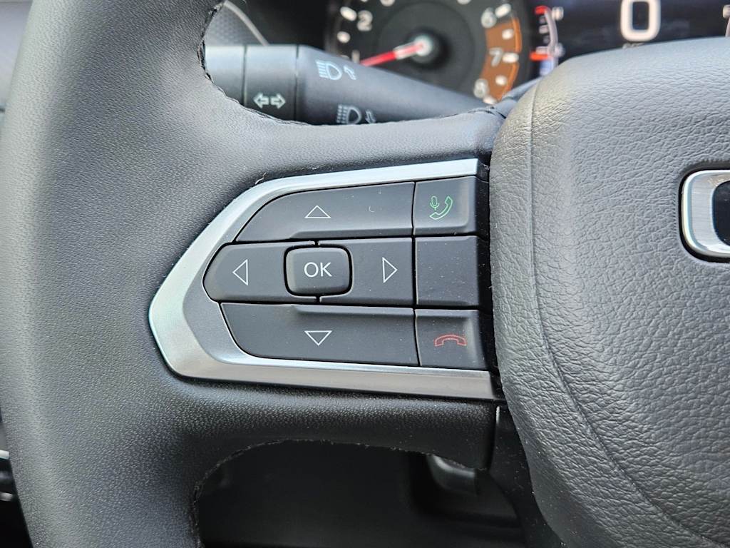 Thumbnail: 2025 Jeep Compass - 24