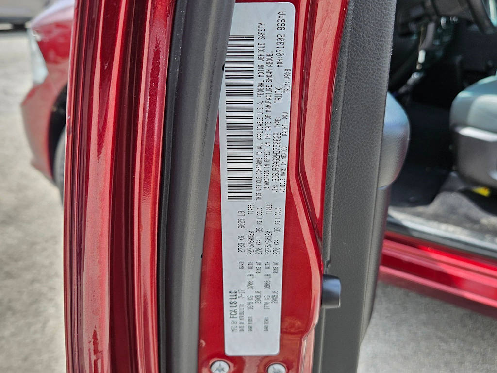 Thumbnail: 2017 RAM 1500 - 16