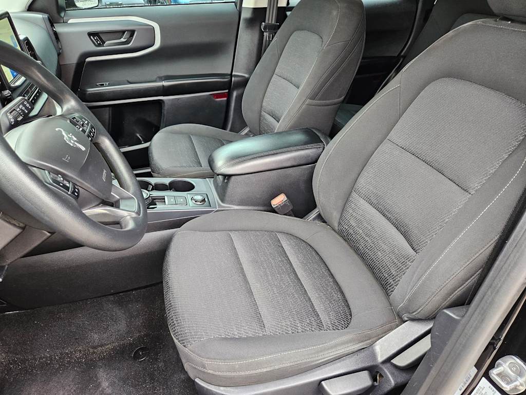 Thumbnail: 2022 Ford Bronco Sport - 9