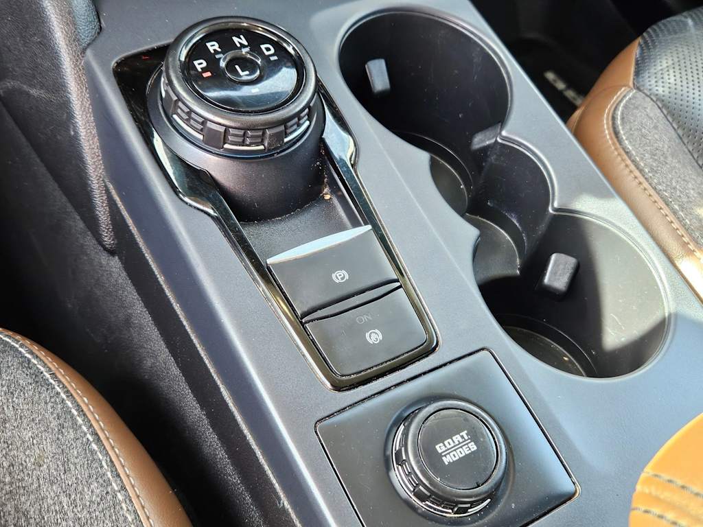 Thumbnail: 2022 Ford Bronco Sport - 14