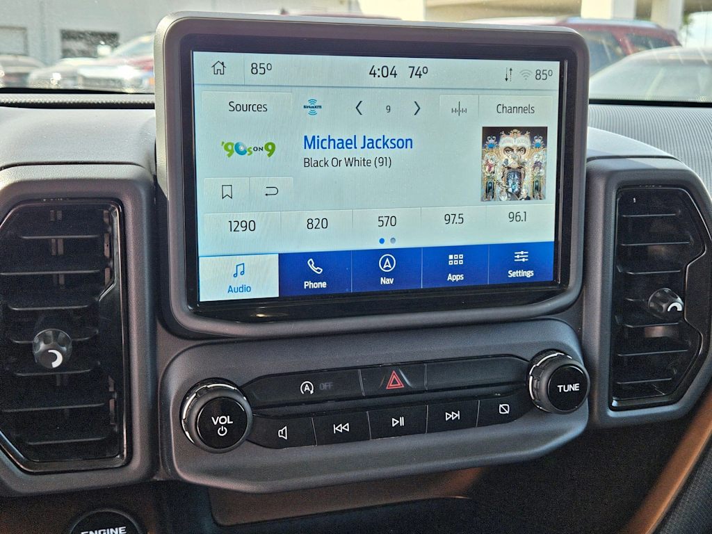 Thumbnail: 2022 Ford Bronco Sport - 13