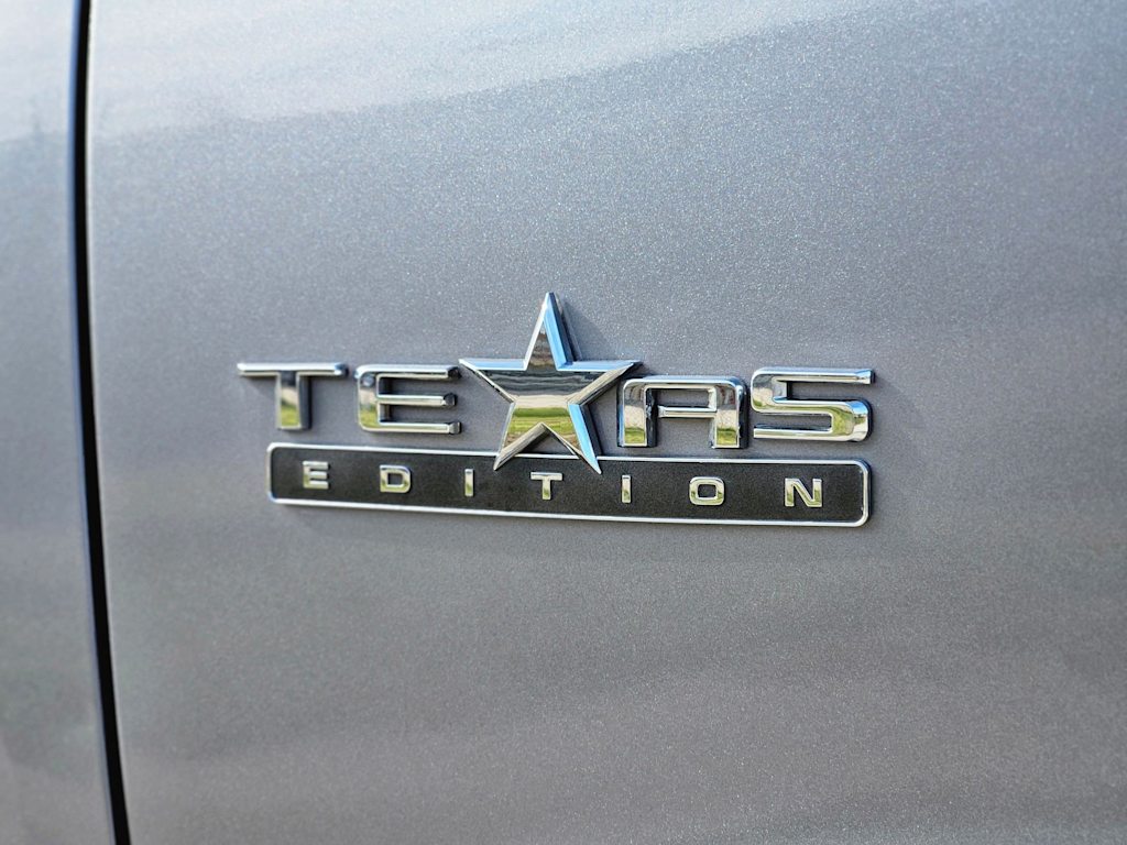 Thumbnail: 2020 Chevrolet Silverado 1500 - 26