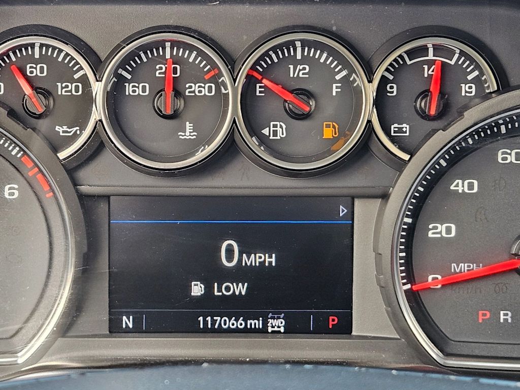 Thumbnail: 2020 Chevrolet Silverado 1500 - 16