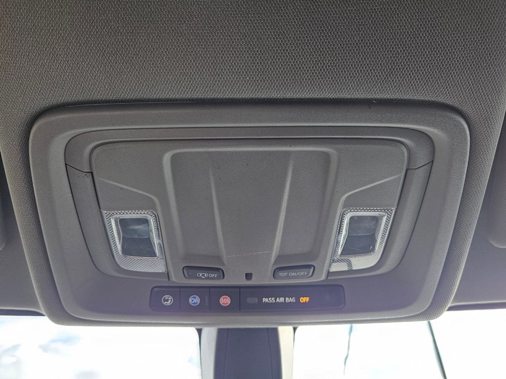 Thumbnail: 2020 Chevrolet Silverado 1500 - 35