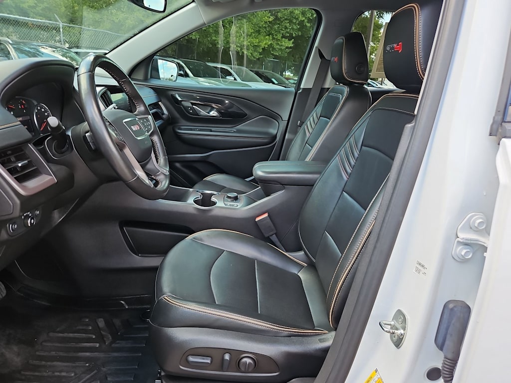 Thumbnail: 2022 GMC Terrain - 10