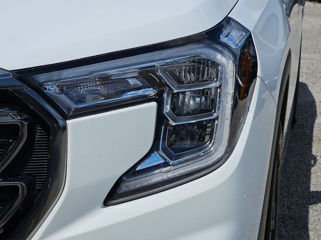 Thumbnail: 2022 GMC Terrain - 24