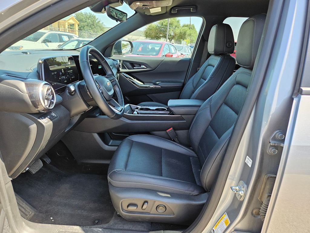 Thumbnail: 2025 Chevrolet Equinox - 10
