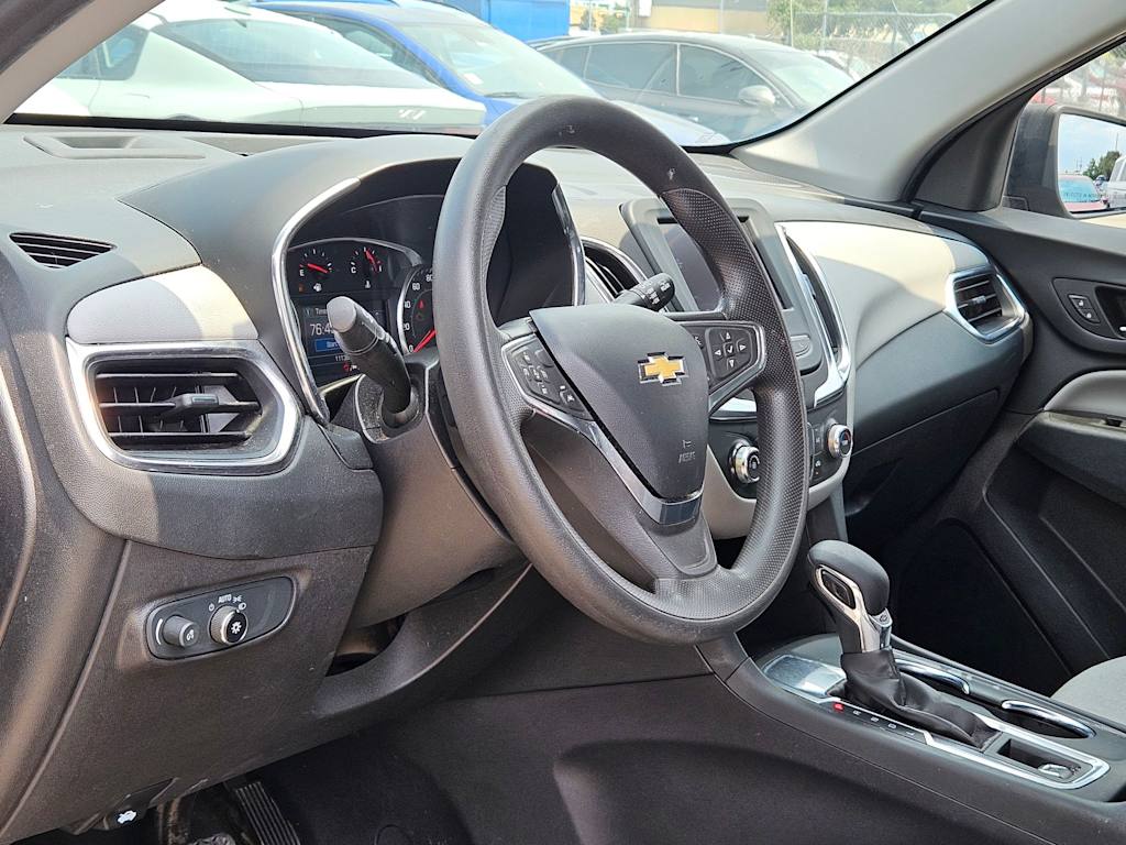 Thumbnail: 2022 Chevrolet Equinox - 2