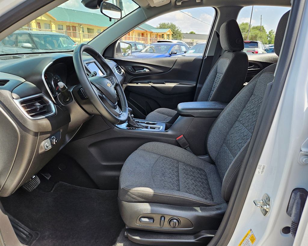 Thumbnail: 2024 Chevrolet Equinox - 9