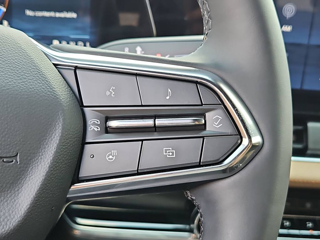 Thumbnail: 2025 Chevrolet Equinox - 24