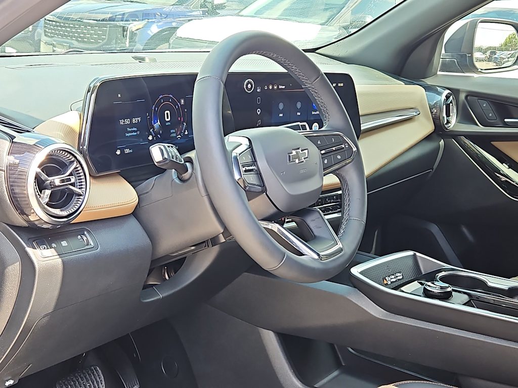 Thumbnail: 2025 Chevrolet Equinox - 2