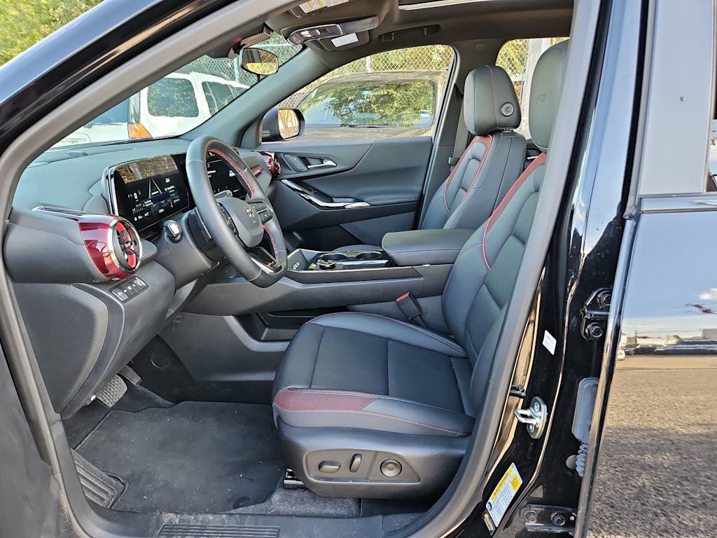 Thumbnail: 2026 Chevrolet Equinox - 10
