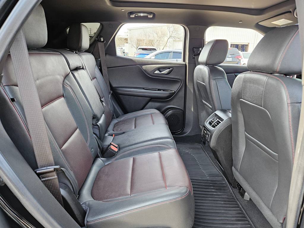 Thumbnail: 2025 Chevrolet Blazer - 24