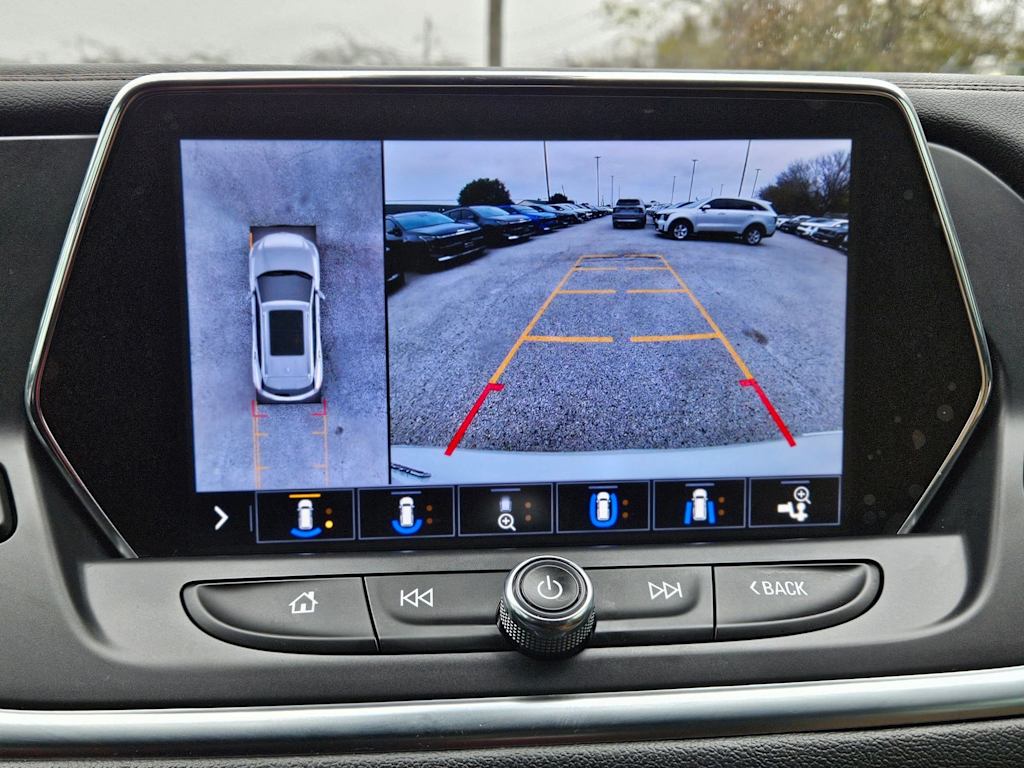 Thumbnail: 2020 Chevrolet Blazer - 33