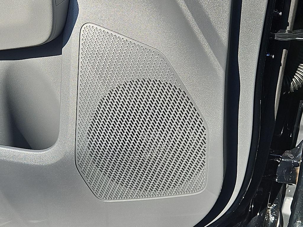 Thumbnail: 2027 Kia EV3 - 33