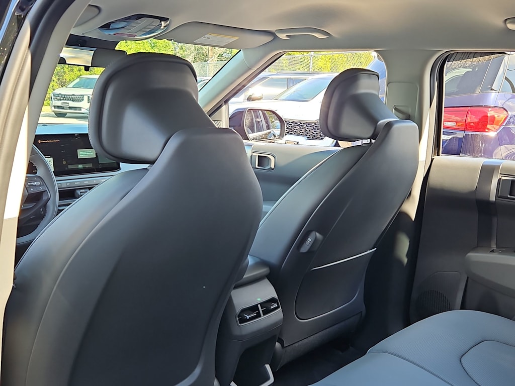 Thumbnail: 2027 Kia EV3 - 12