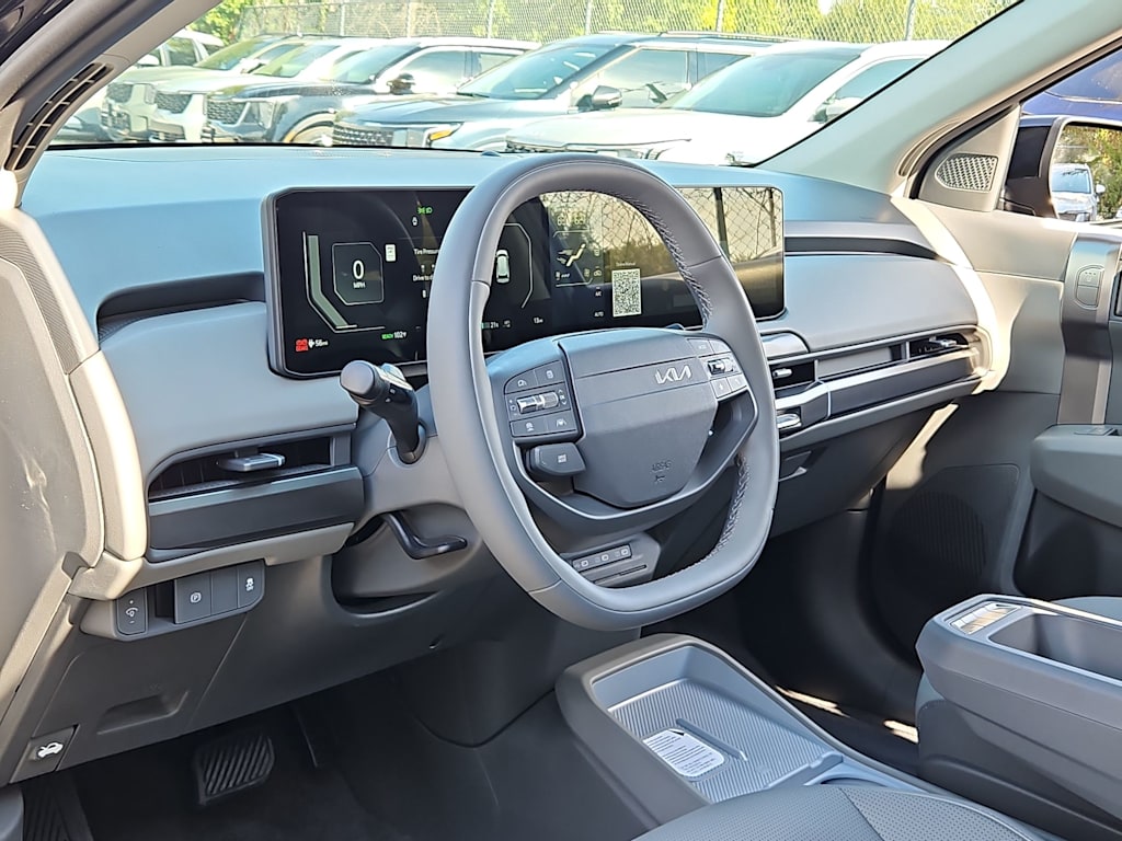 Thumbnail: 2027 Kia EV3 - 2