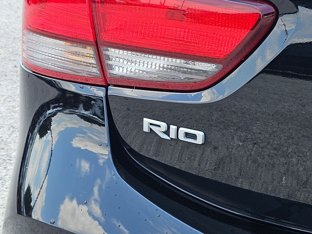 Thumbnail: 2023 Kia Rio - 20