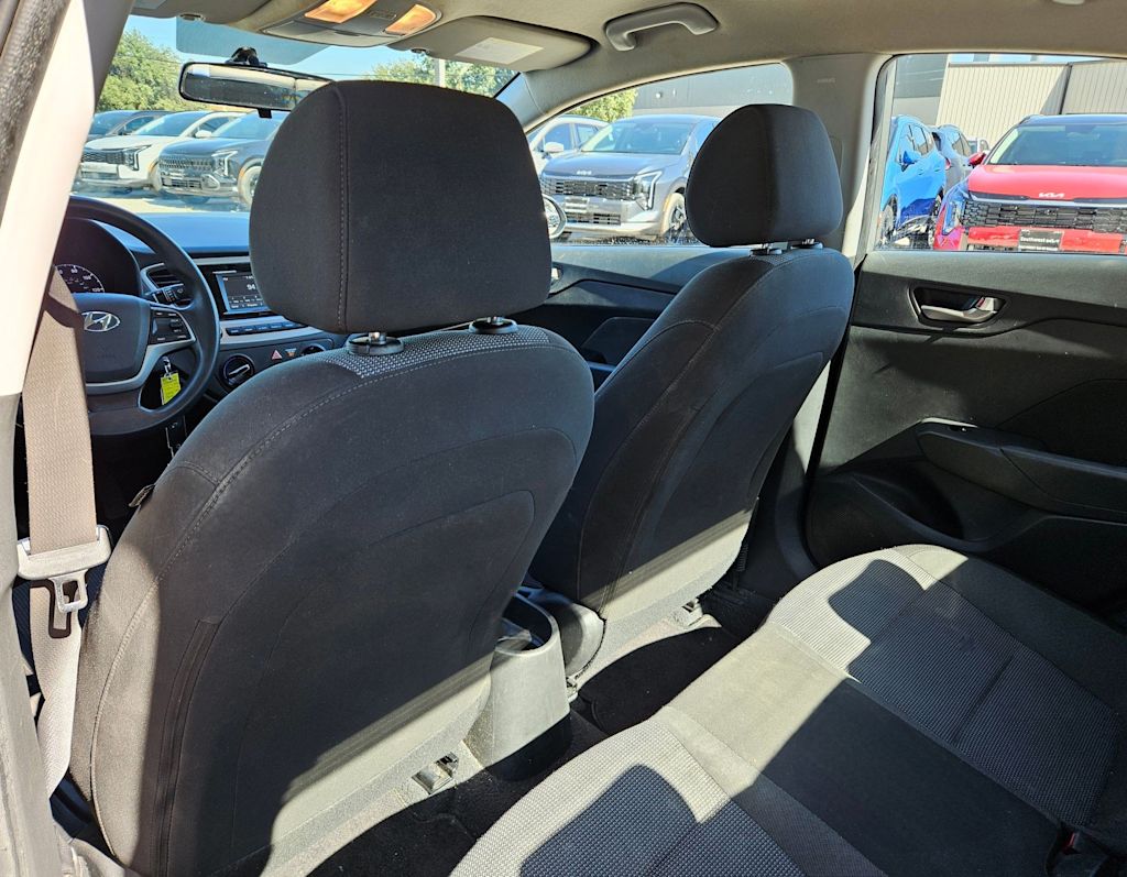 Thumbnail: 2021 Hyundai Accent - 11