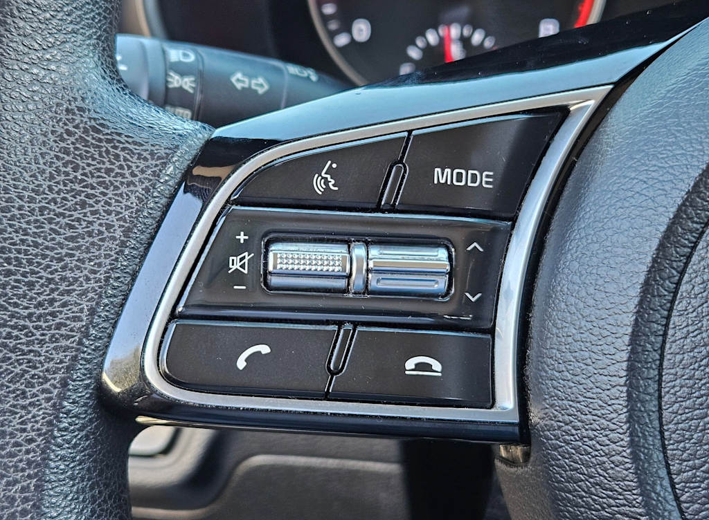 Thumbnail: 2021 Kia Forte - 25