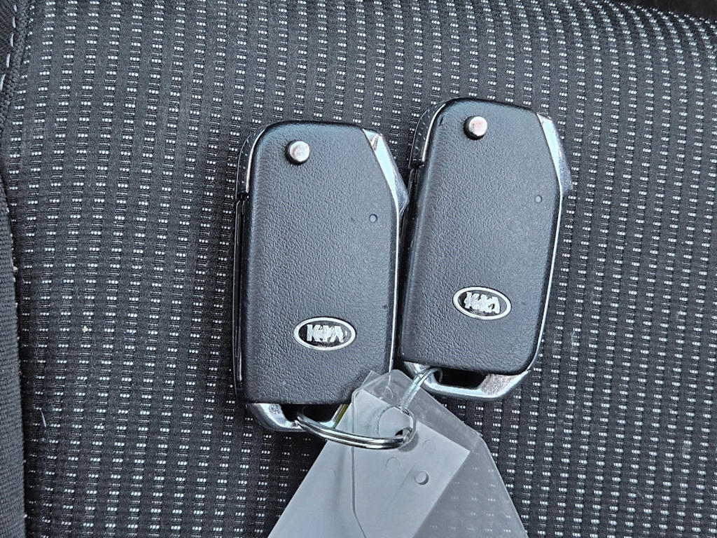 Thumbnail: 2021 Kia Forte - 14