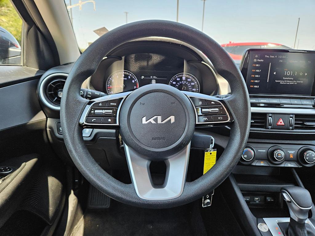 Thumbnail: 2023 Kia Forte - 14