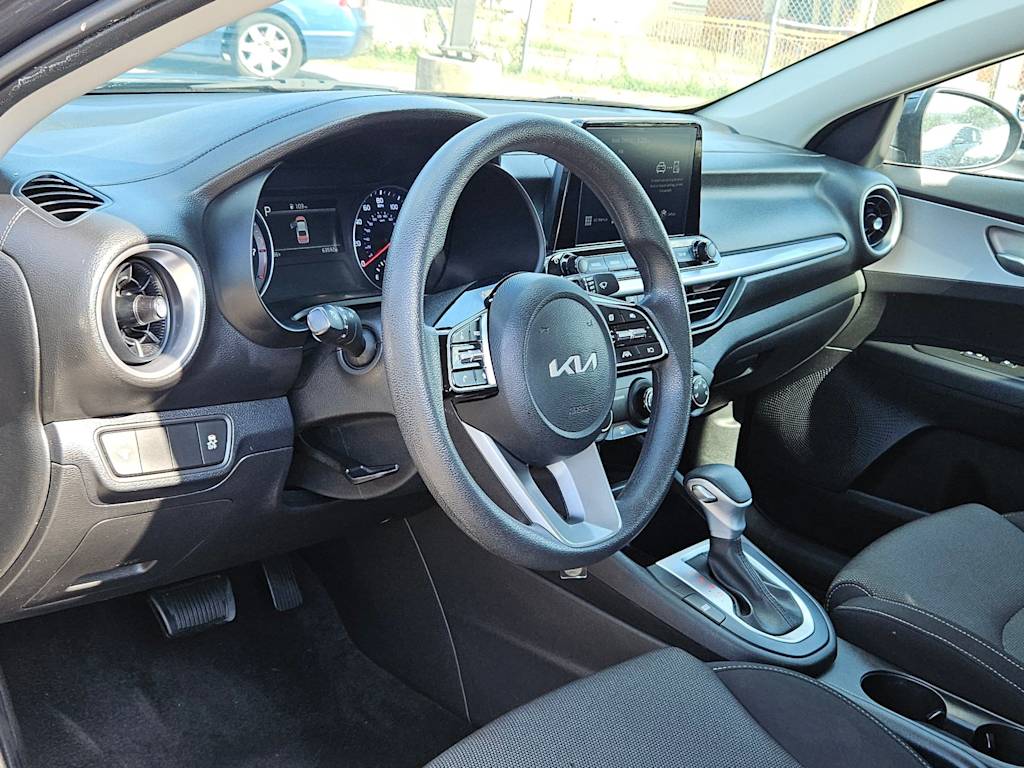 Thumbnail: 2023 Kia Forte - 2