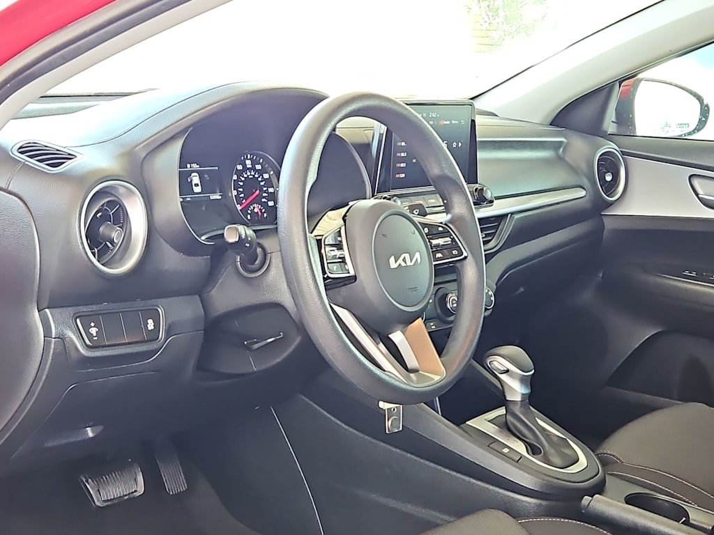 Thumbnail: 2024 Kia Forte - 2