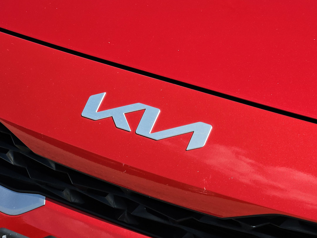 Thumbnail: 2024 Kia Forte - 4