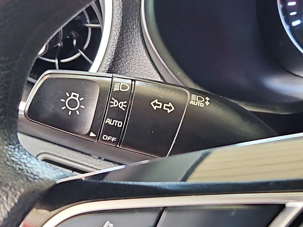 Thumbnail: 2024 Kia Forte - 10
