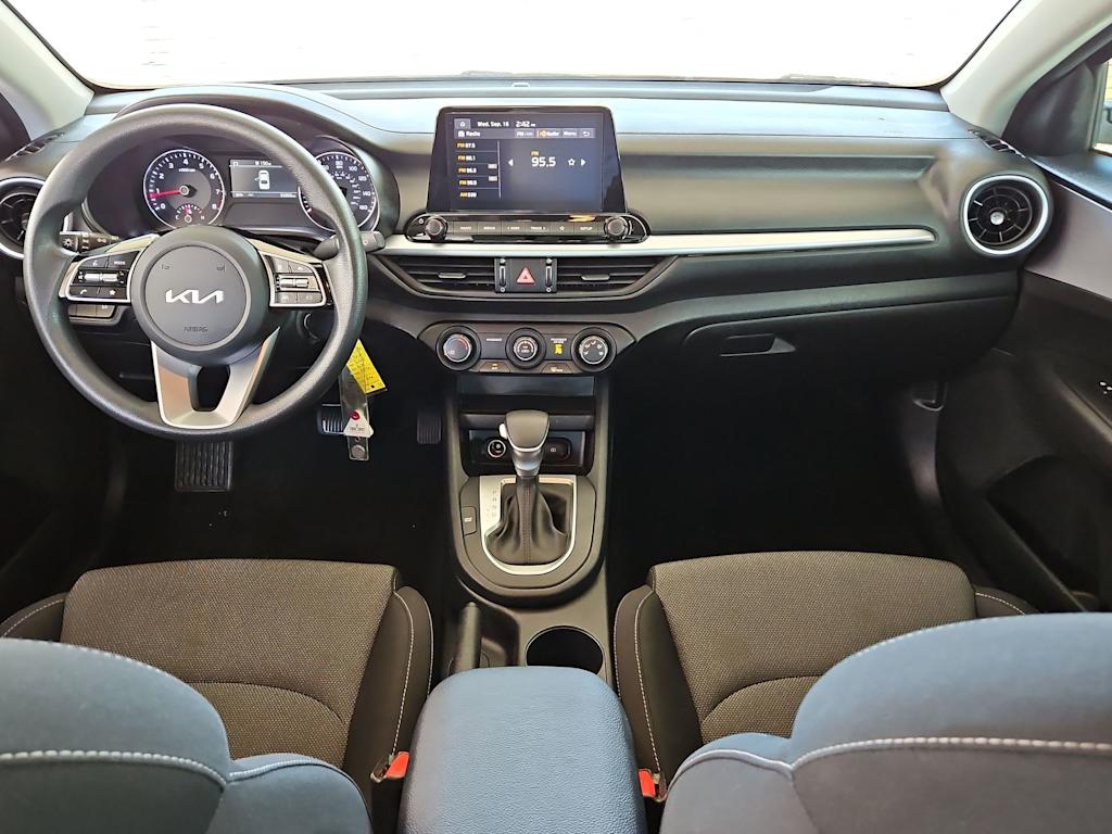 Thumbnail: 2024 Kia Forte - 5