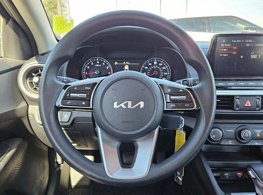 Thumbnail: 2024 Kia Forte - 9