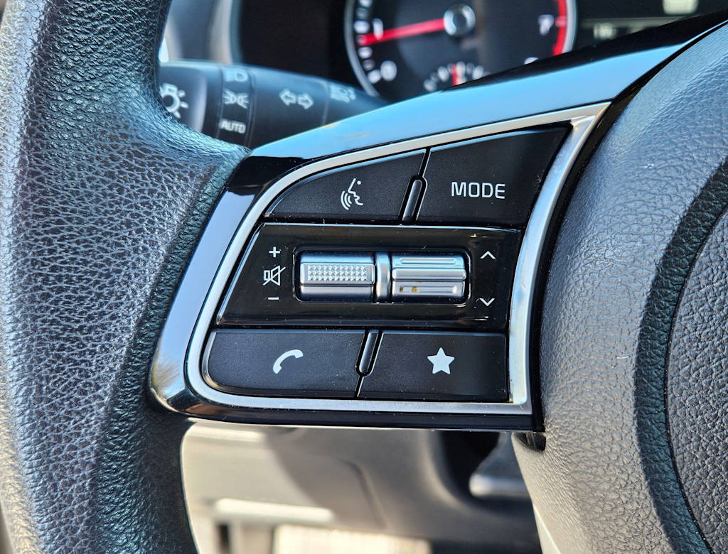 Thumbnail: 2024 Kia Forte - 25