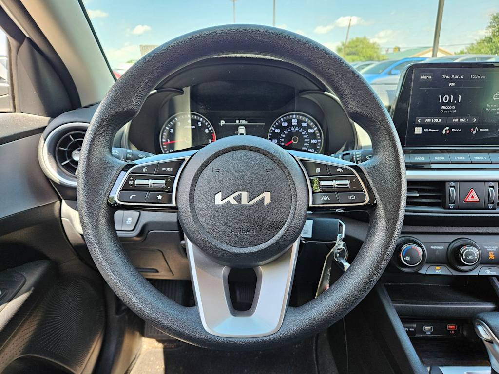Thumbnail: 2024 Kia Forte - 9
