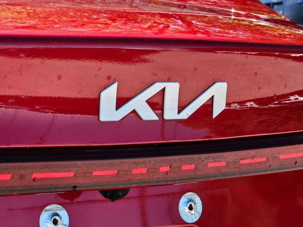 Thumbnail: 2023 Kia Forte - 7