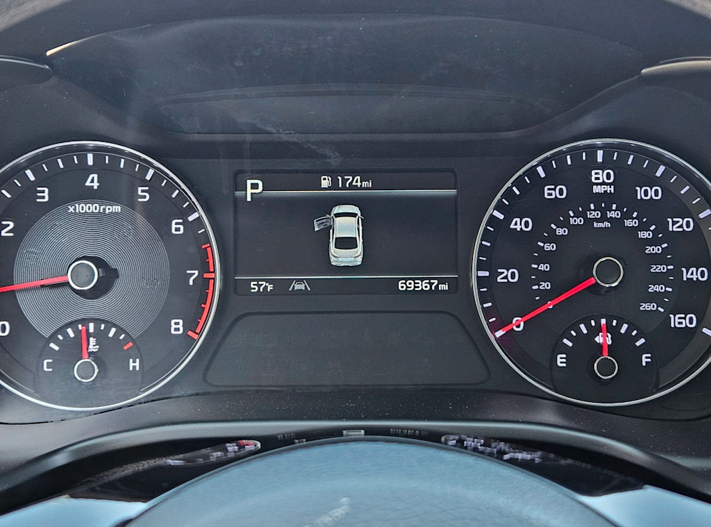 Thumbnail: 2023 Kia Forte - 15