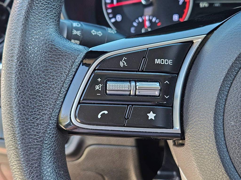 Thumbnail: 2023 Kia Forte - 27