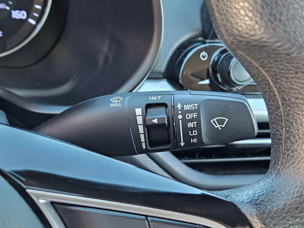 Thumbnail: 2023 Kia Forte - 29