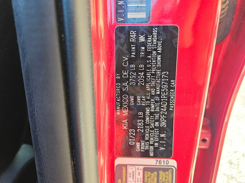 Thumbnail: 2023 Kia Forte - 17