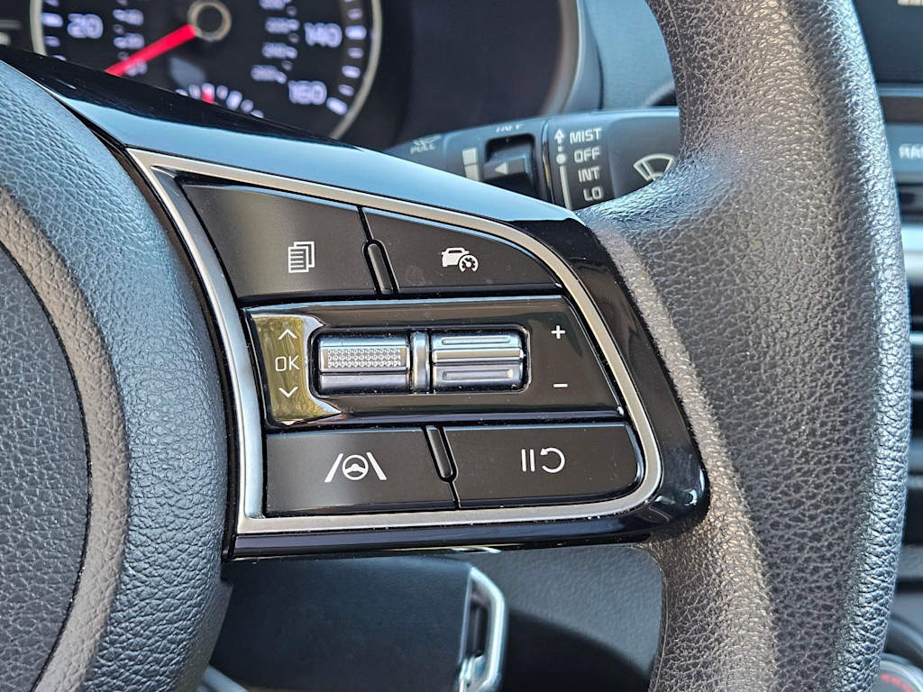 Thumbnail: 2023 Kia Forte - 26