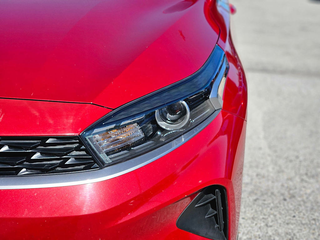 Thumbnail: 2023 Kia Forte - 22