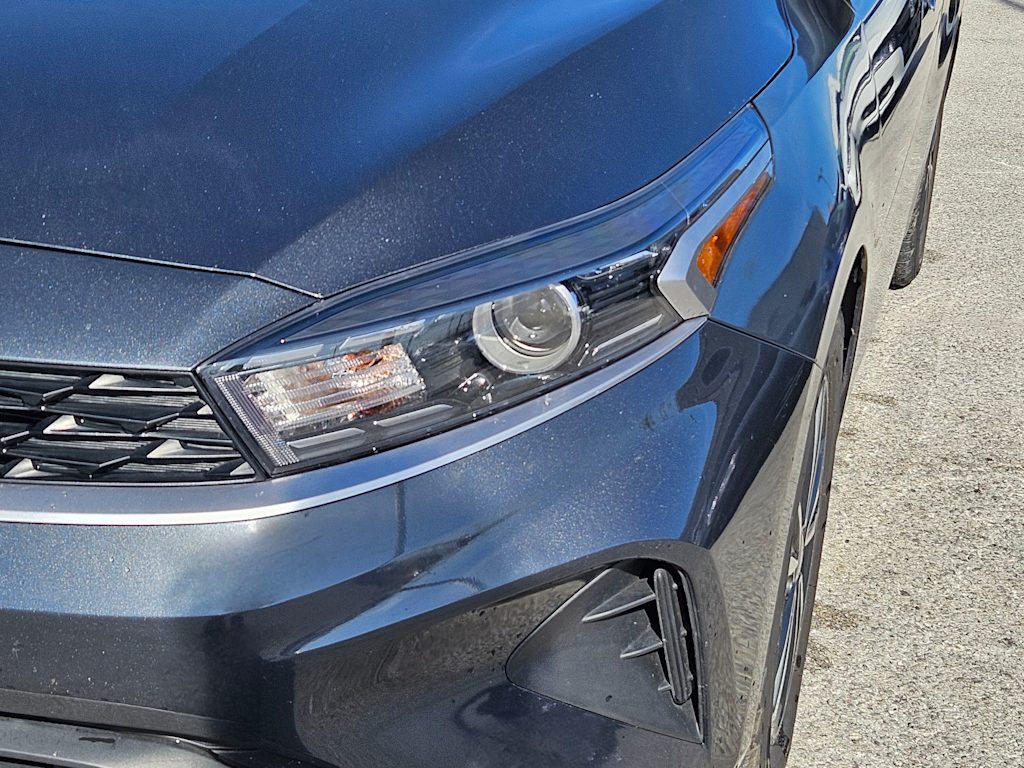 Thumbnail: 2024 Kia Forte - 22