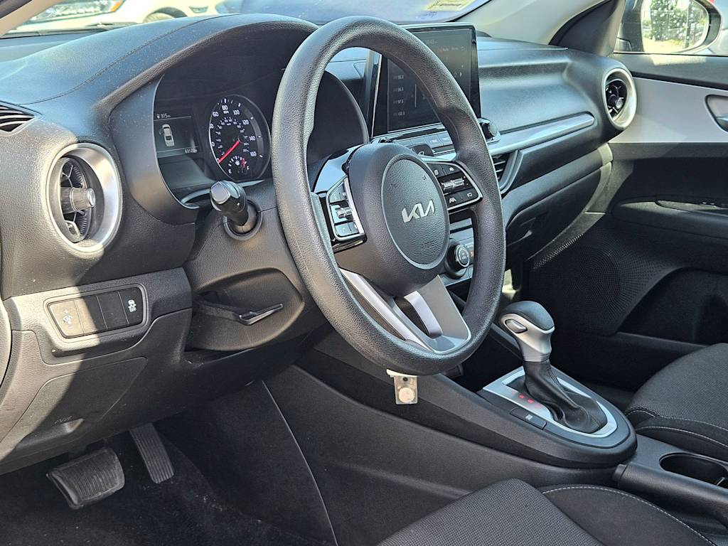 Thumbnail: 2024 Kia Forte - 2