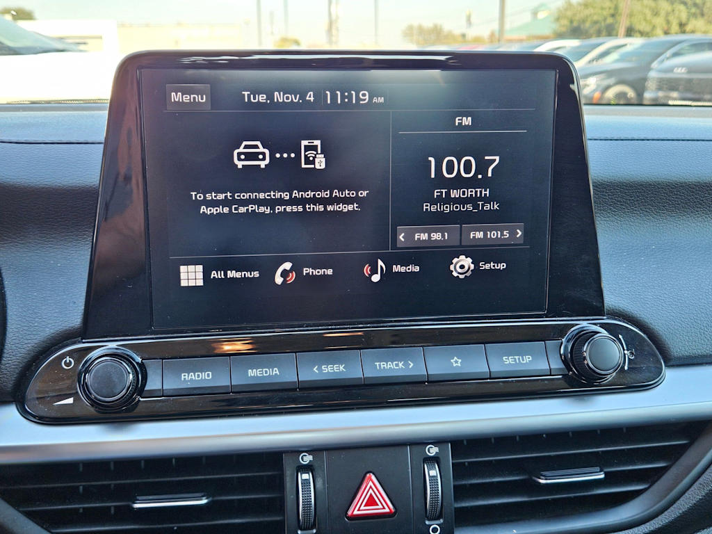 Thumbnail: 2024 Kia Forte - 11