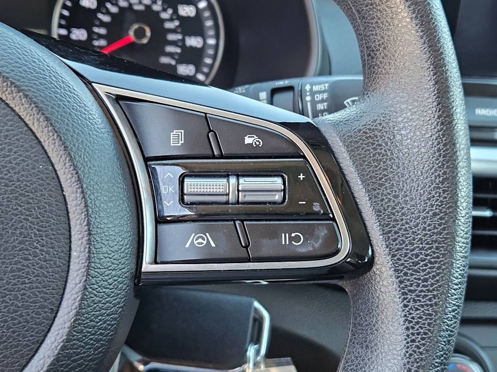 Thumbnail: 2024 Kia Forte - 24