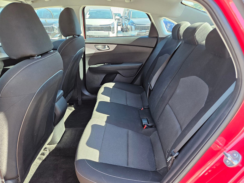 Thumbnail: 2024 Kia Forte - 22